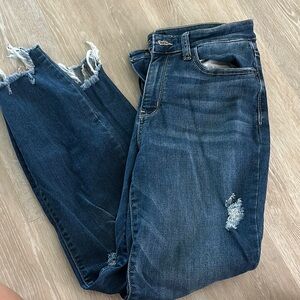 Judy Blue Cropped Ankle Jeans Blue Distressed